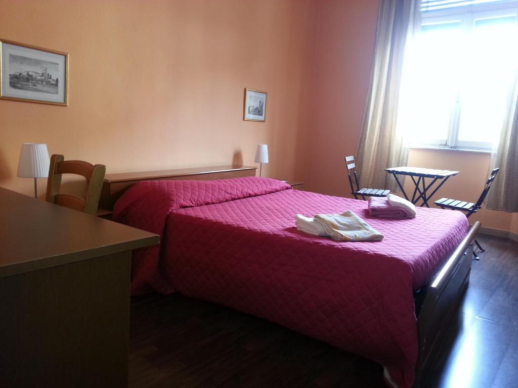 A Due Passi Dal Treno Apartment Пиза Стая снимка