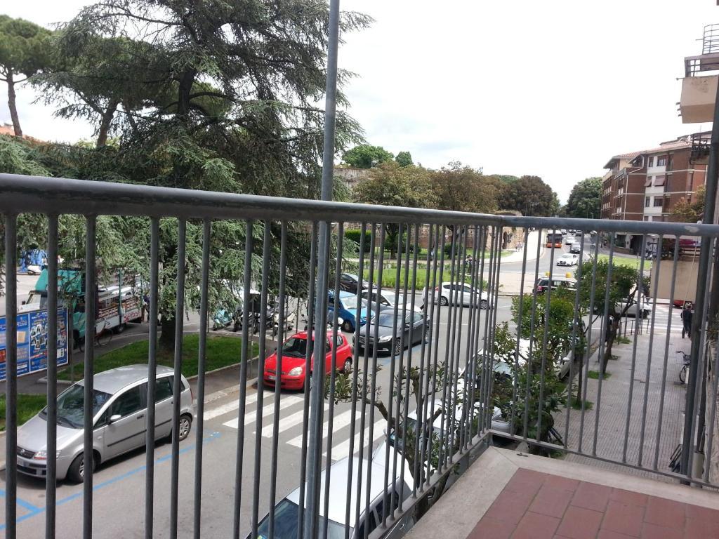 A Due Passi Dal Treno Apartment Пиза Екстериор снимка